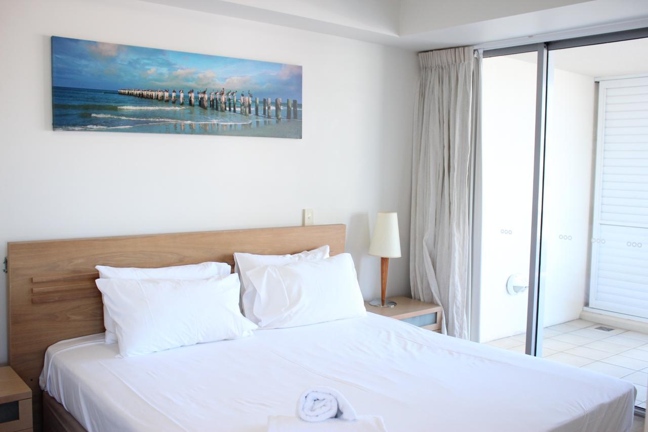 Blue C Coolangatta Aparthotel Exterior foto